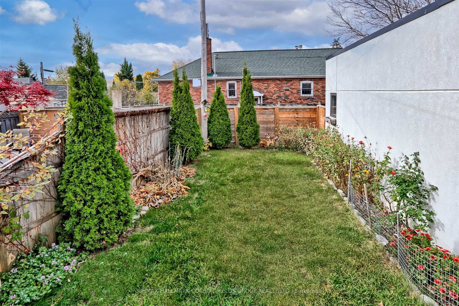 228 Donlands Avenue photo 36