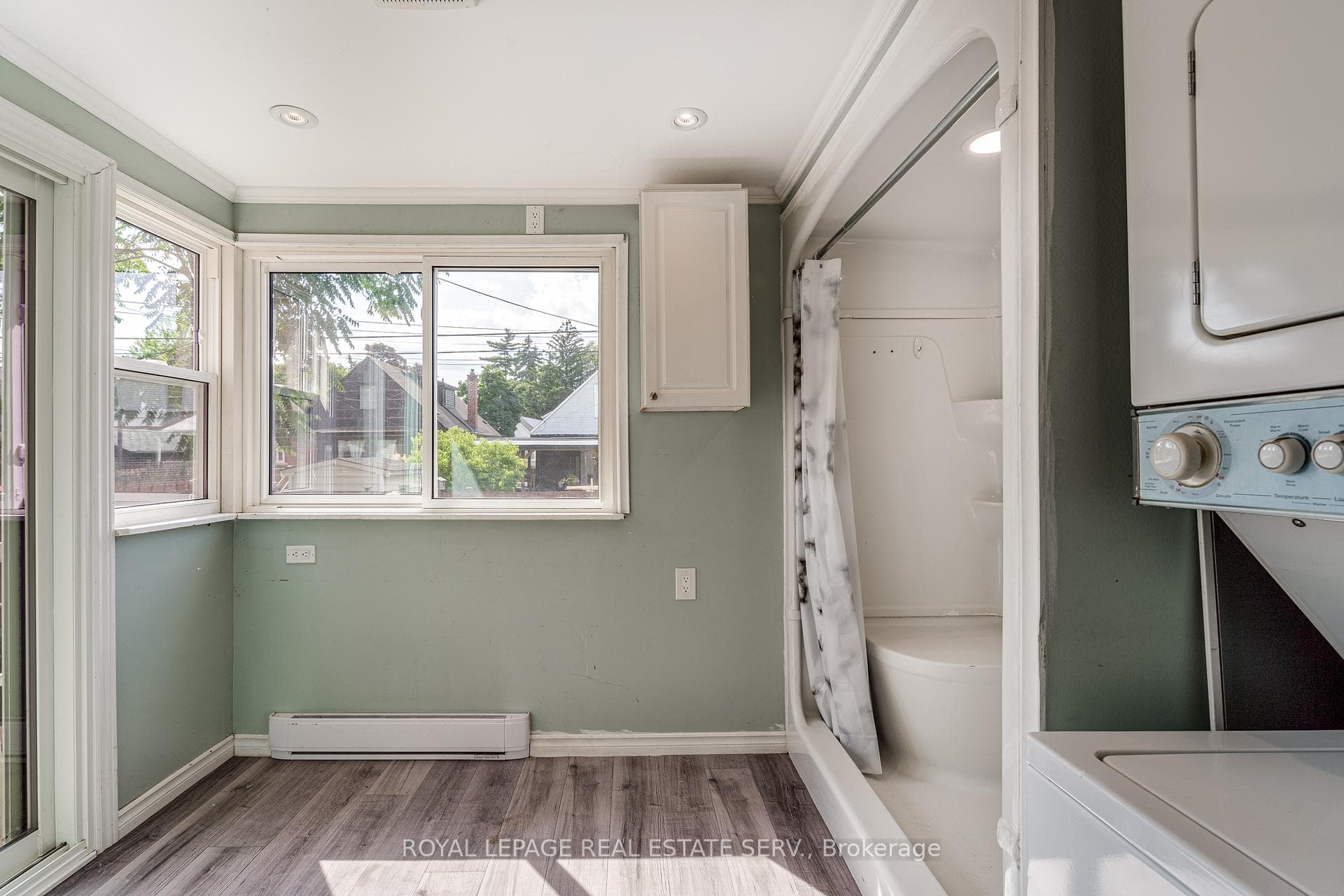 130 Kenilworth Avenue photo 6