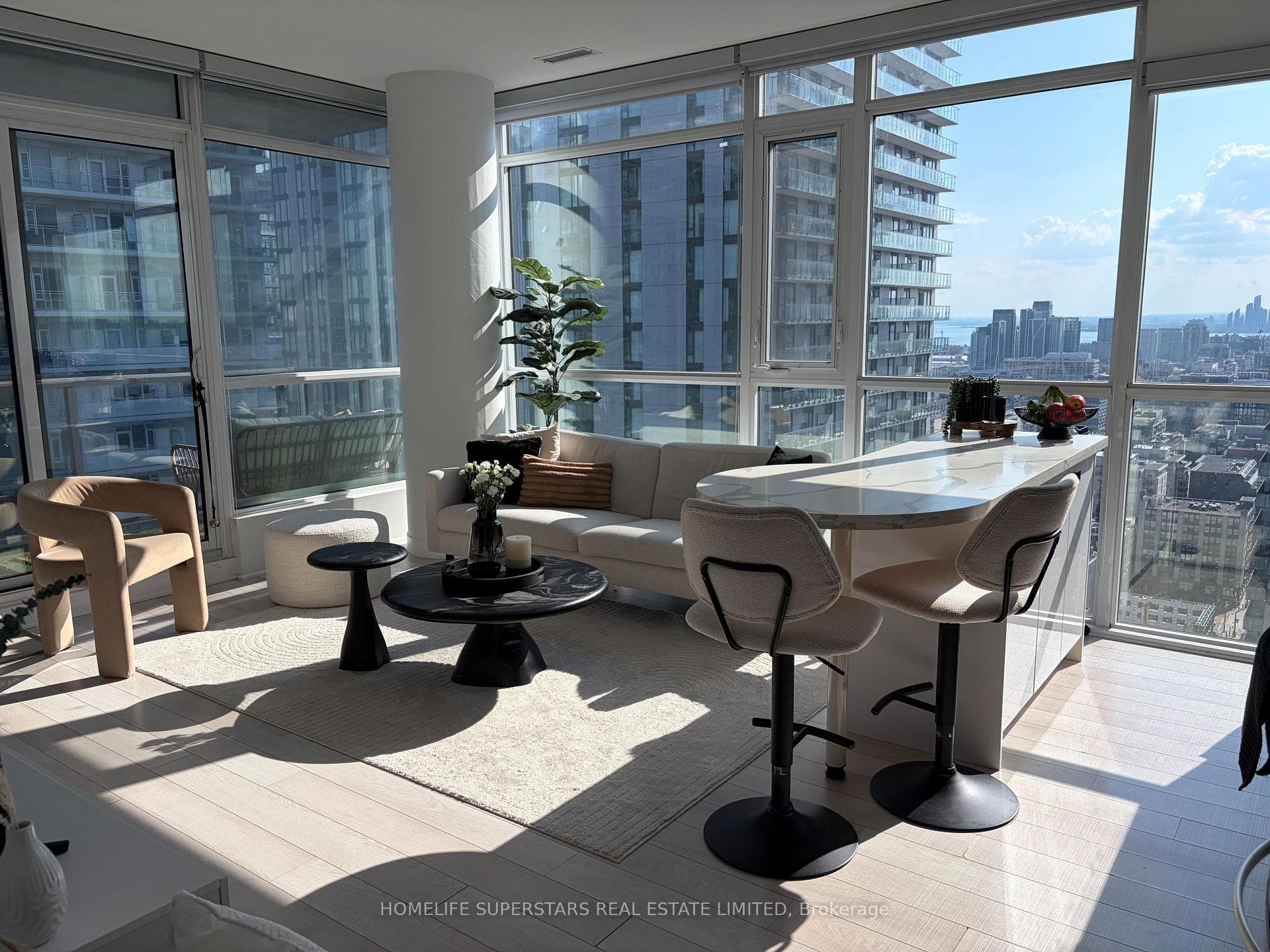 290 Adelaide Street Unit 3411 photo 19