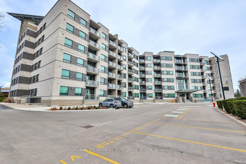 383 Main Street Unit 223 photo 3