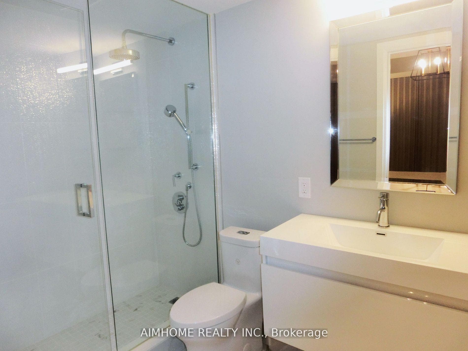 21 Carlton Street Unit 4104 photo 24