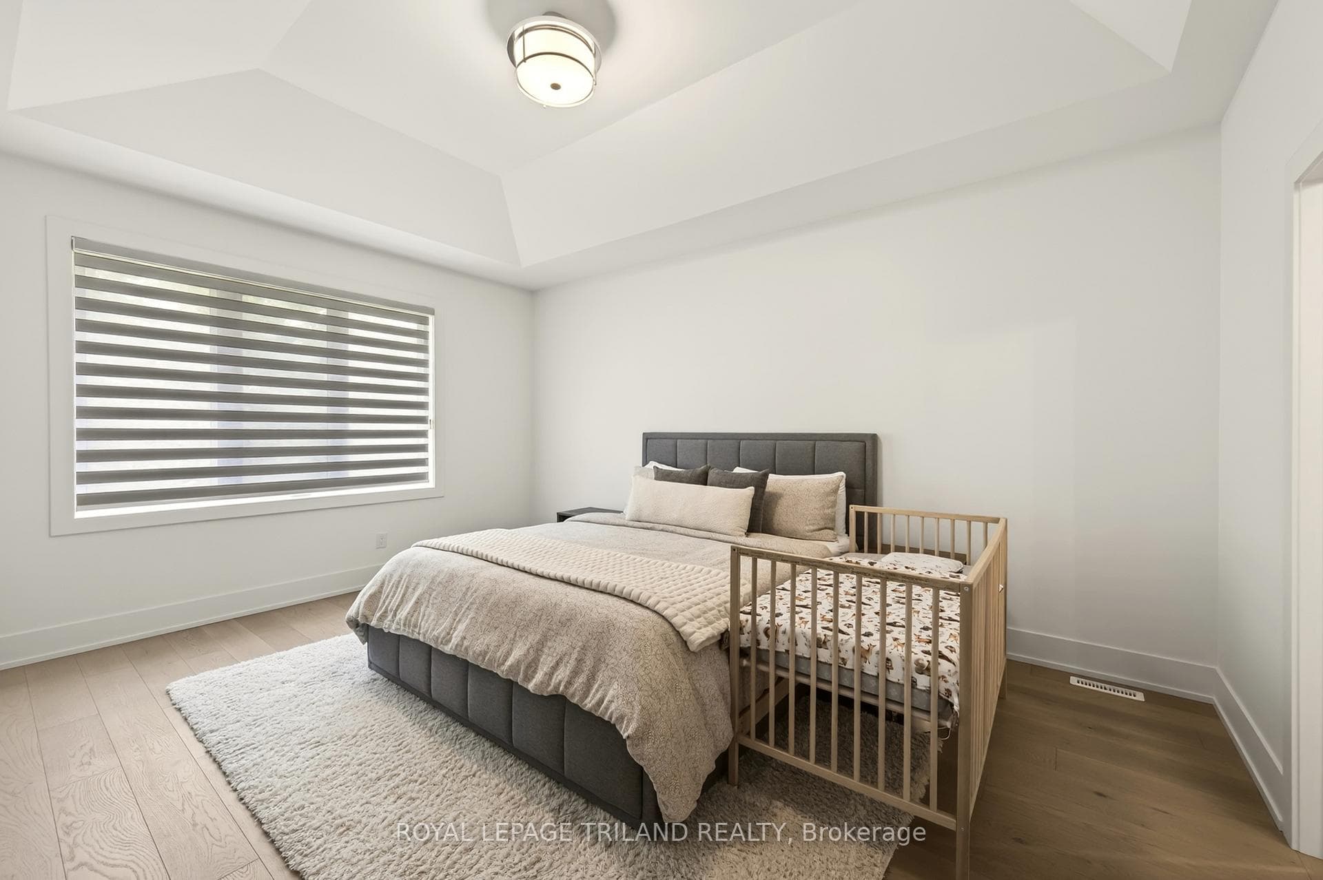 2244 Red Thorne Avenue photo 25