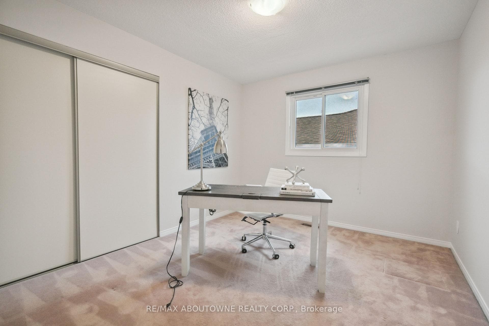 1262 Winterbourne Drive photo 25