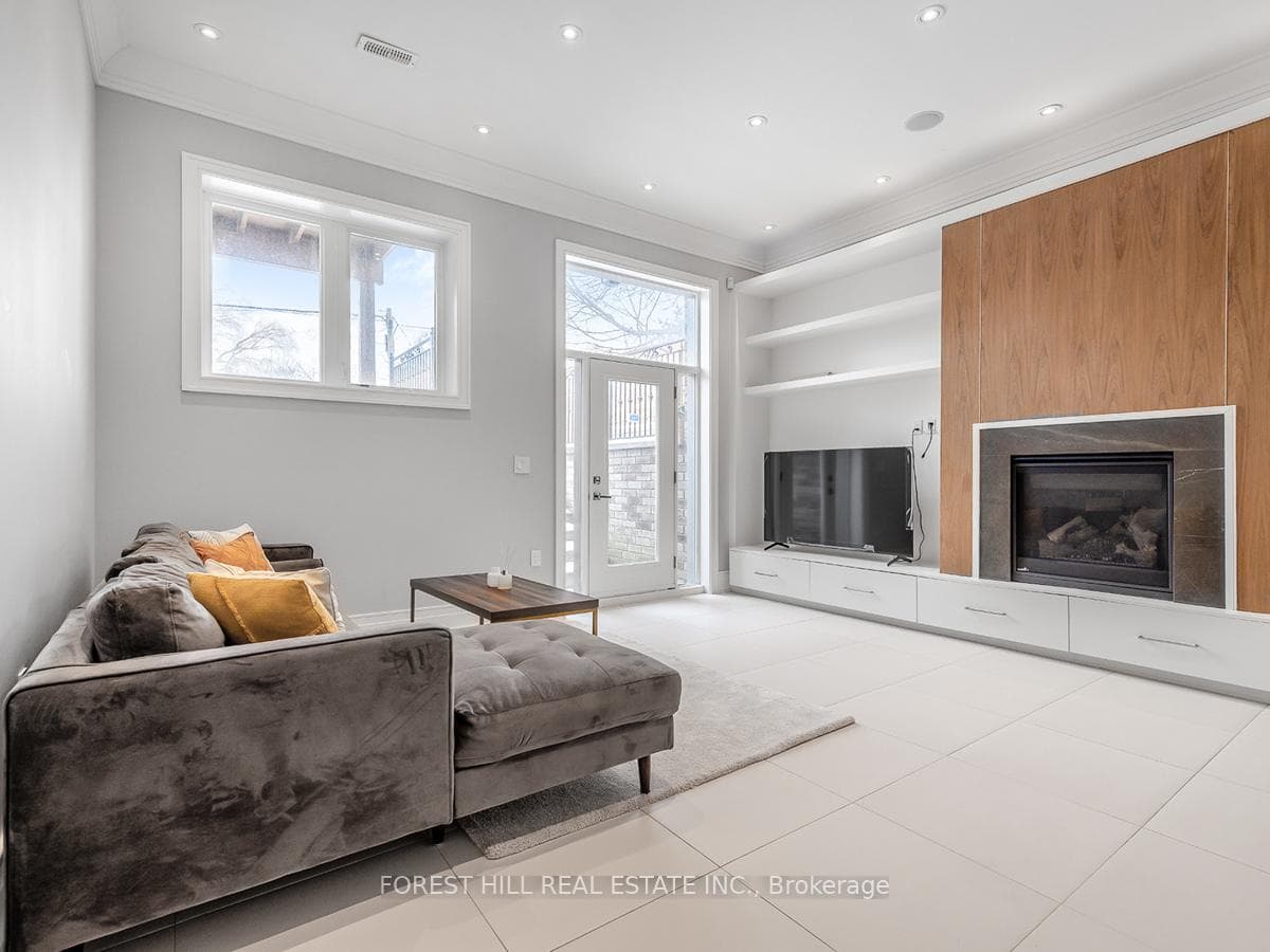136 Church Avenue photo 41