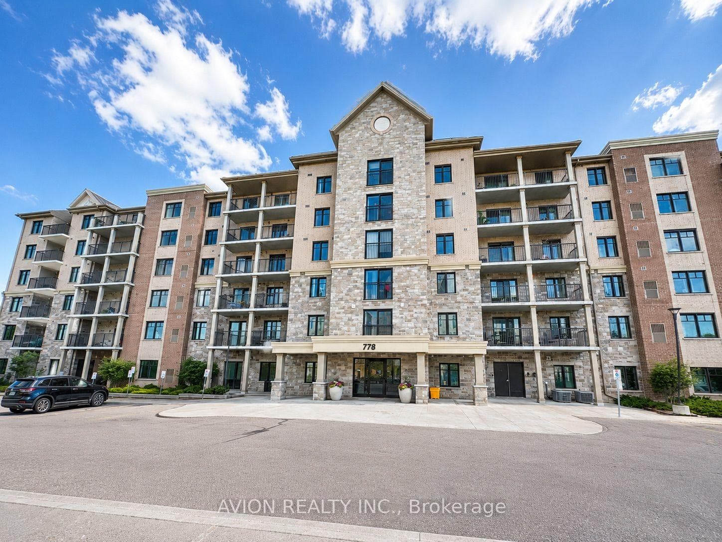 778 Laurelwood Drive Unit 613 photo 2
