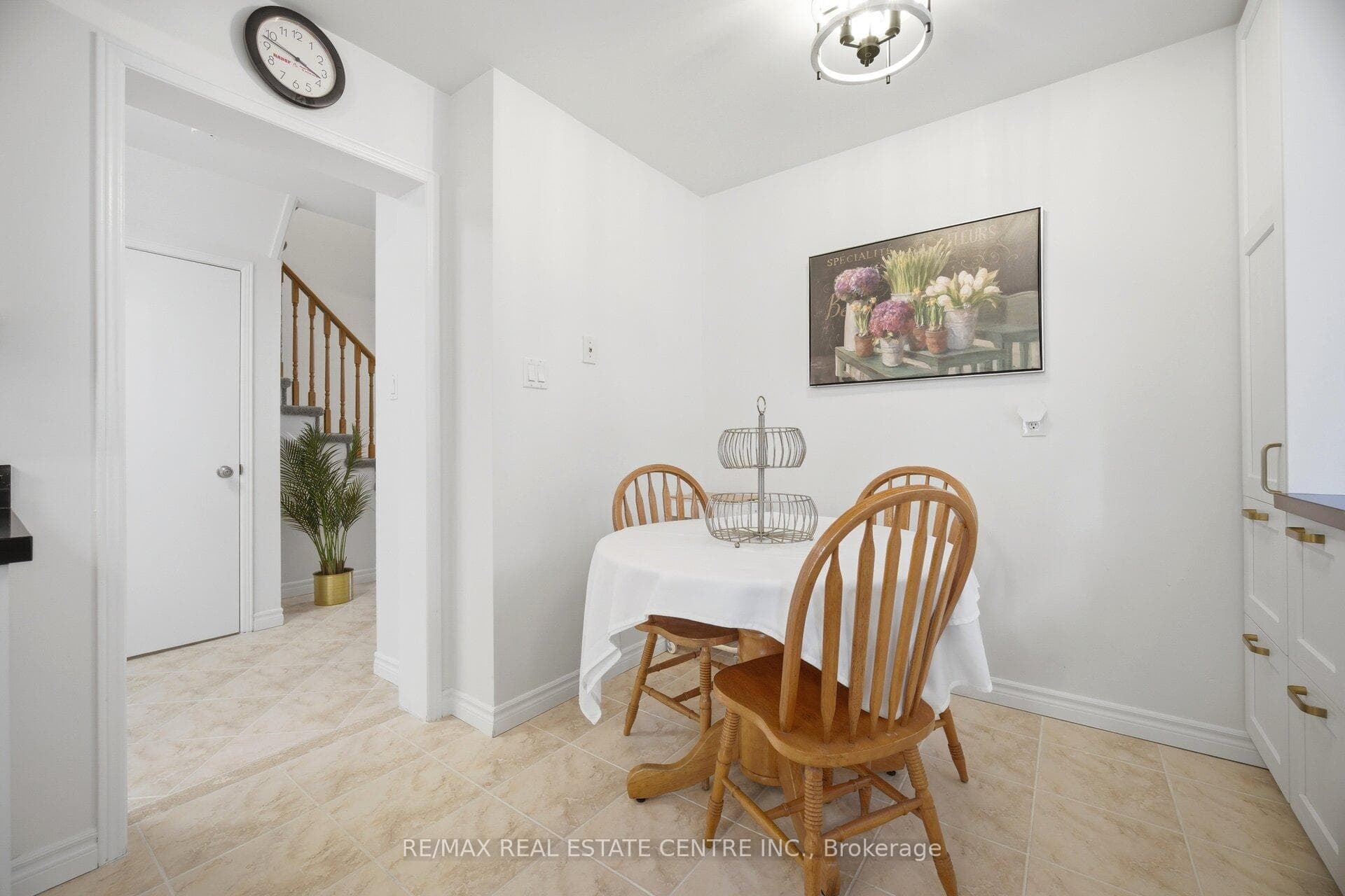6884 Edenwood Drive photo 13