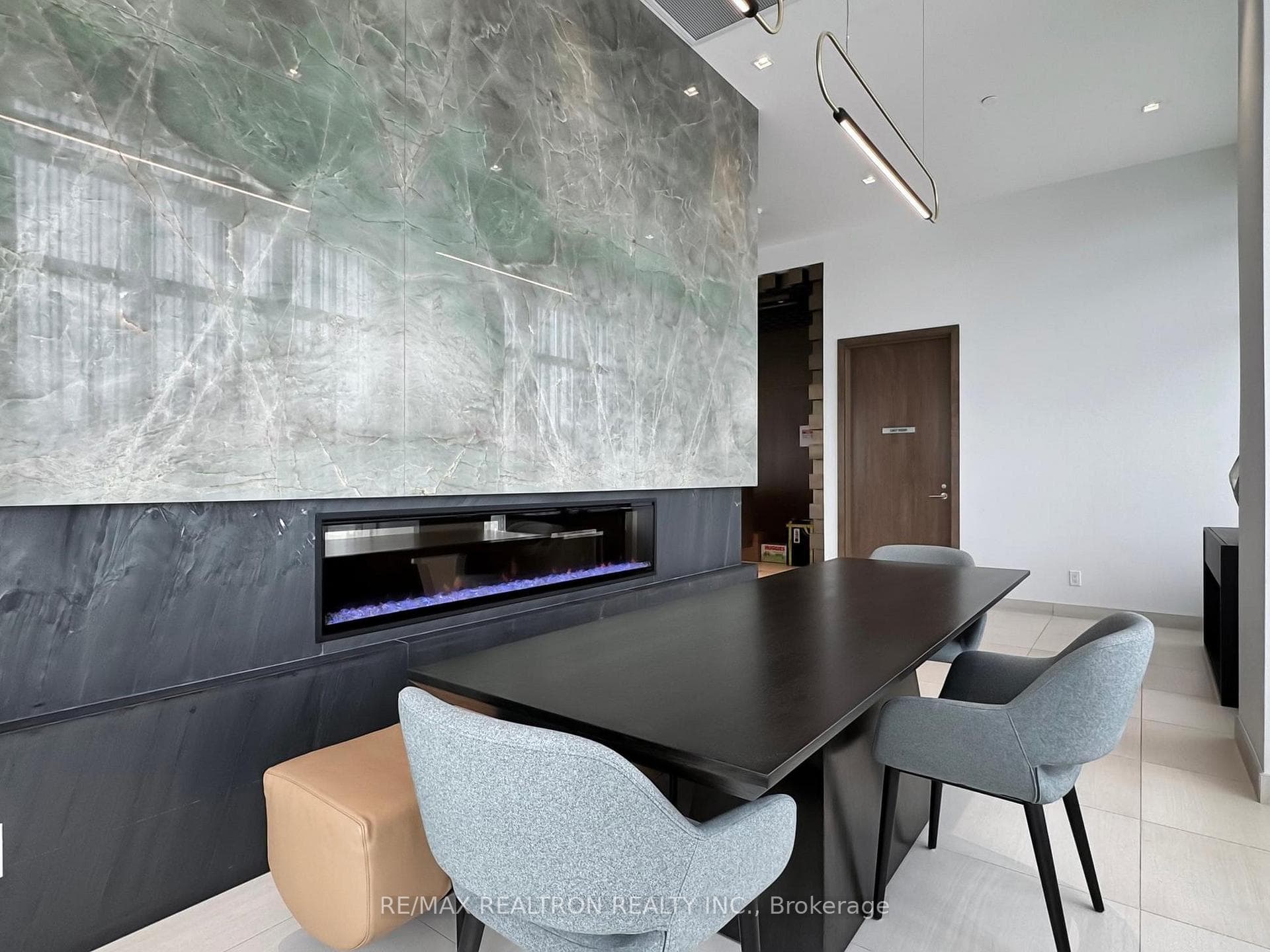 188 Fairview Mall Drive Unit 1515 photo 35