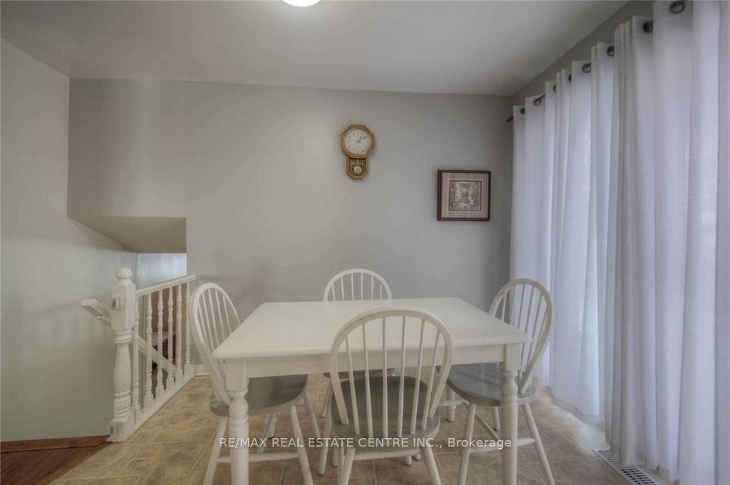 14 Amblecote Place photo 12