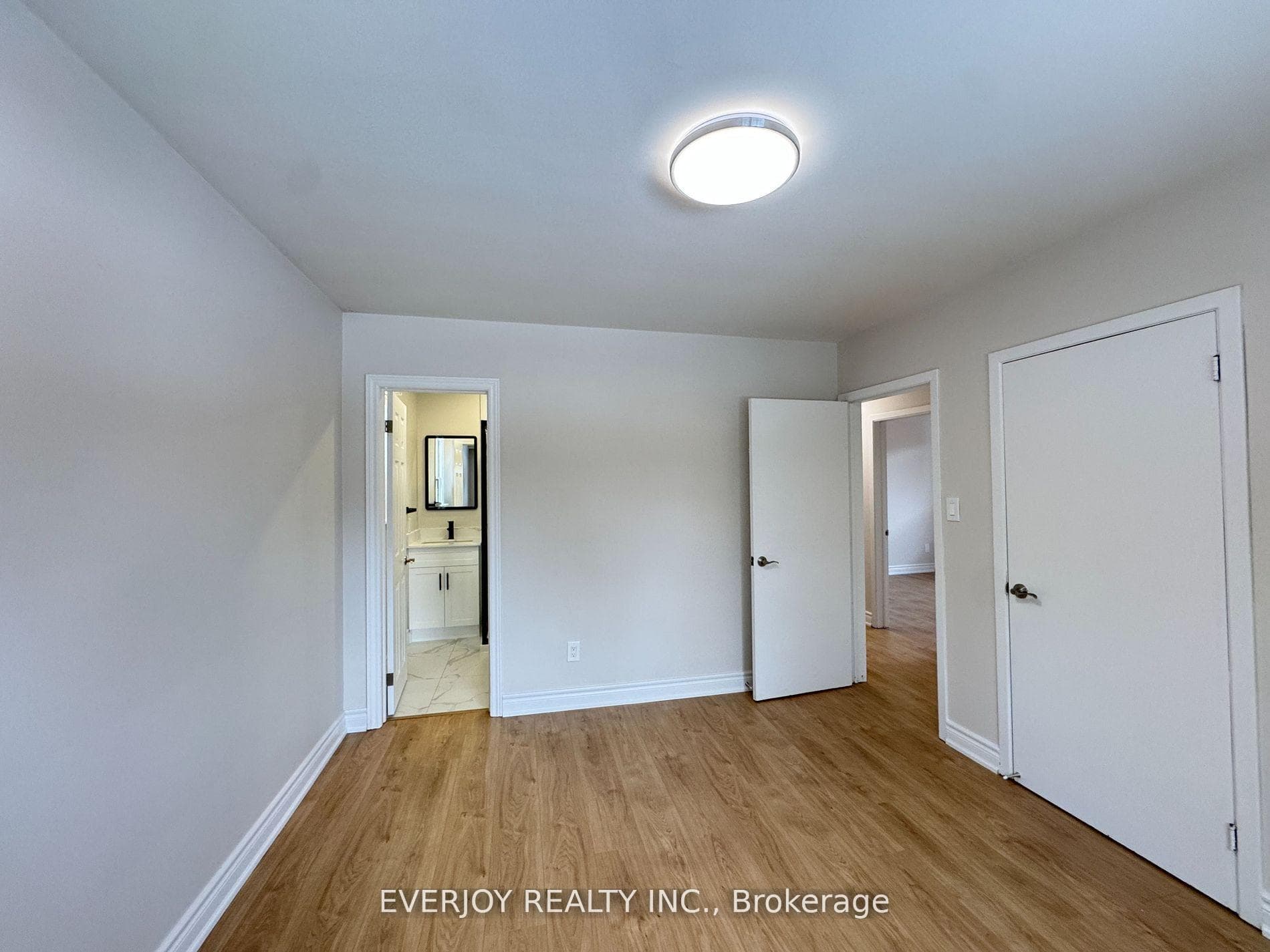 256 Drewry Avenue Unit Main Fl photo 8