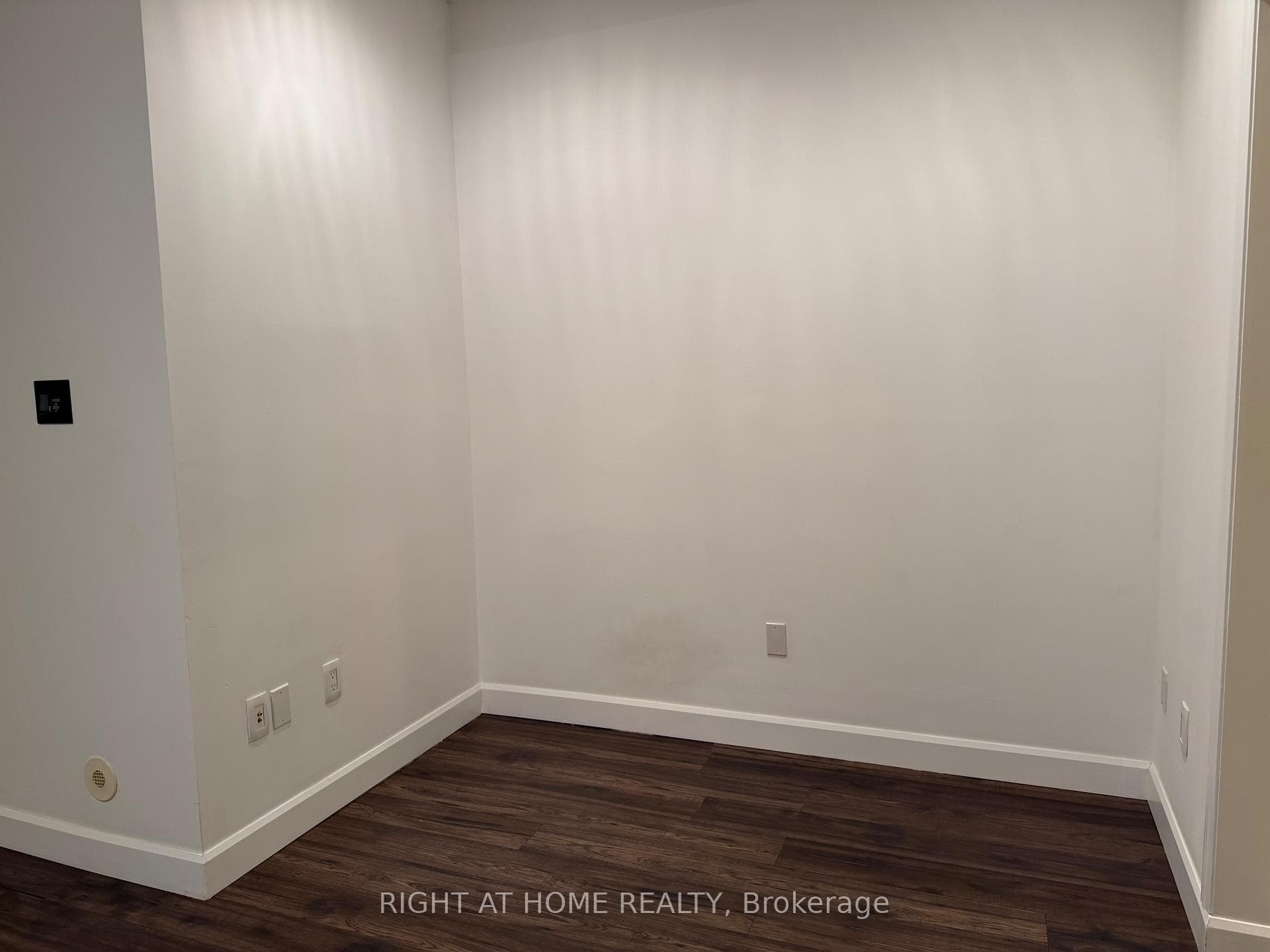2723 Bur Oak Avenue Unit 2 photo 7
