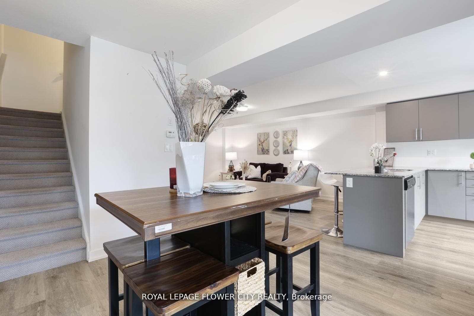 205 West Oak Trail Unit 16 photo 8