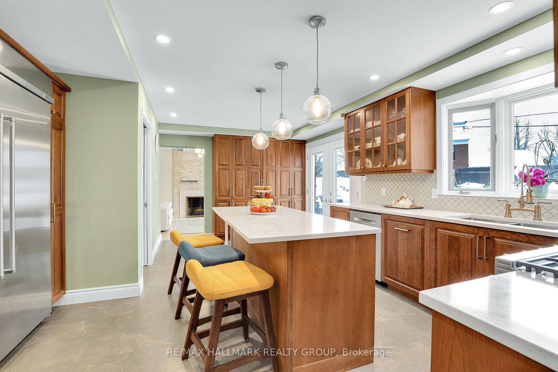 1712 Playfair Drive photo 12