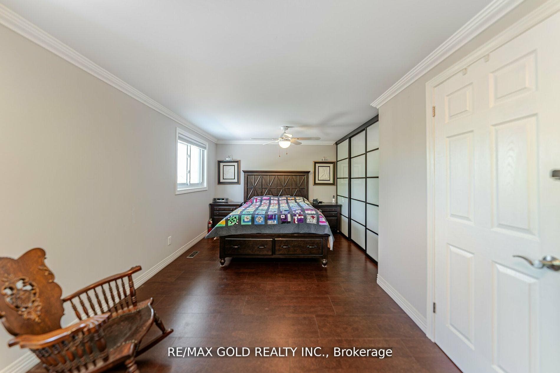 50 Hansen Road photo 18