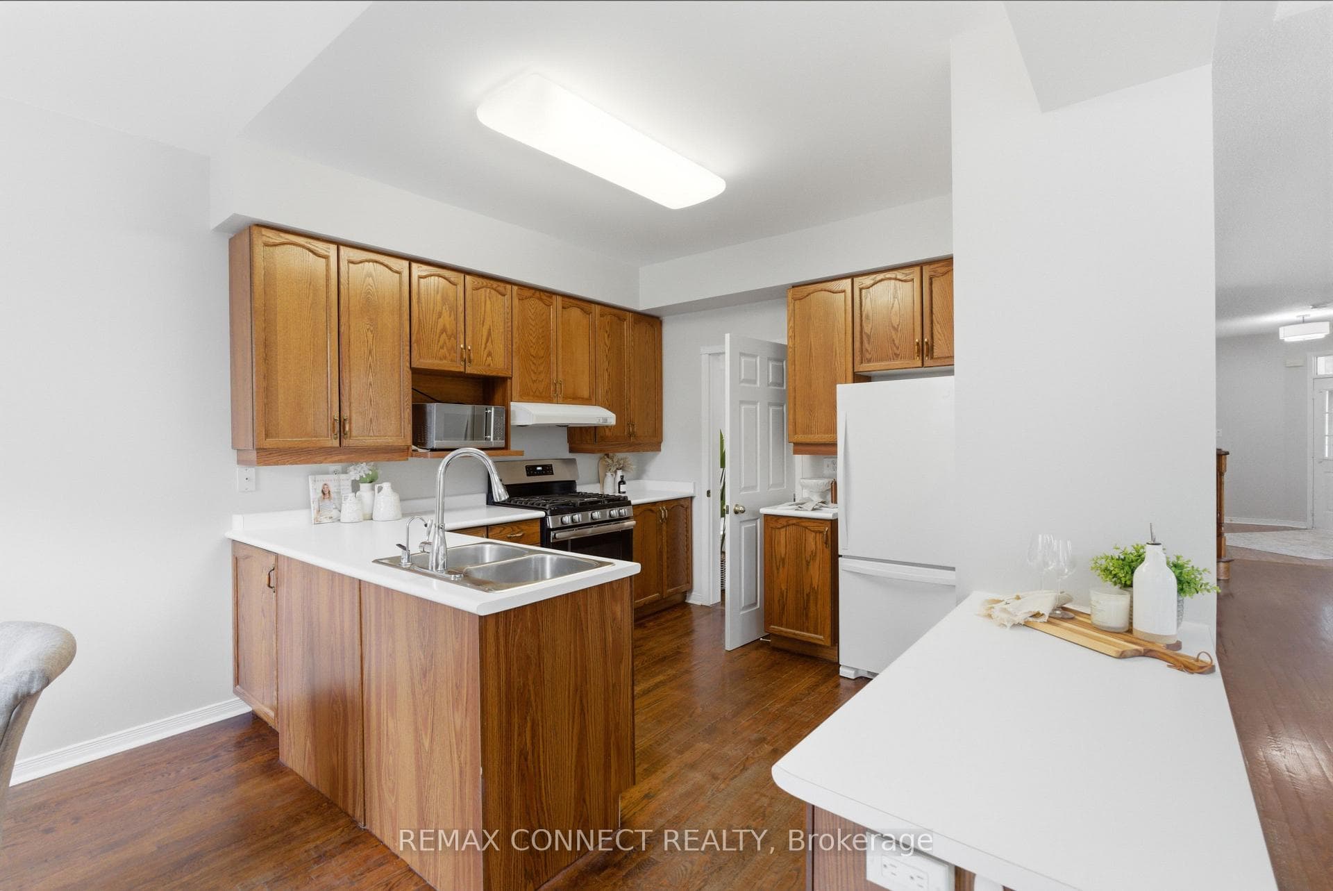 16 White Cedar Drive photo 14