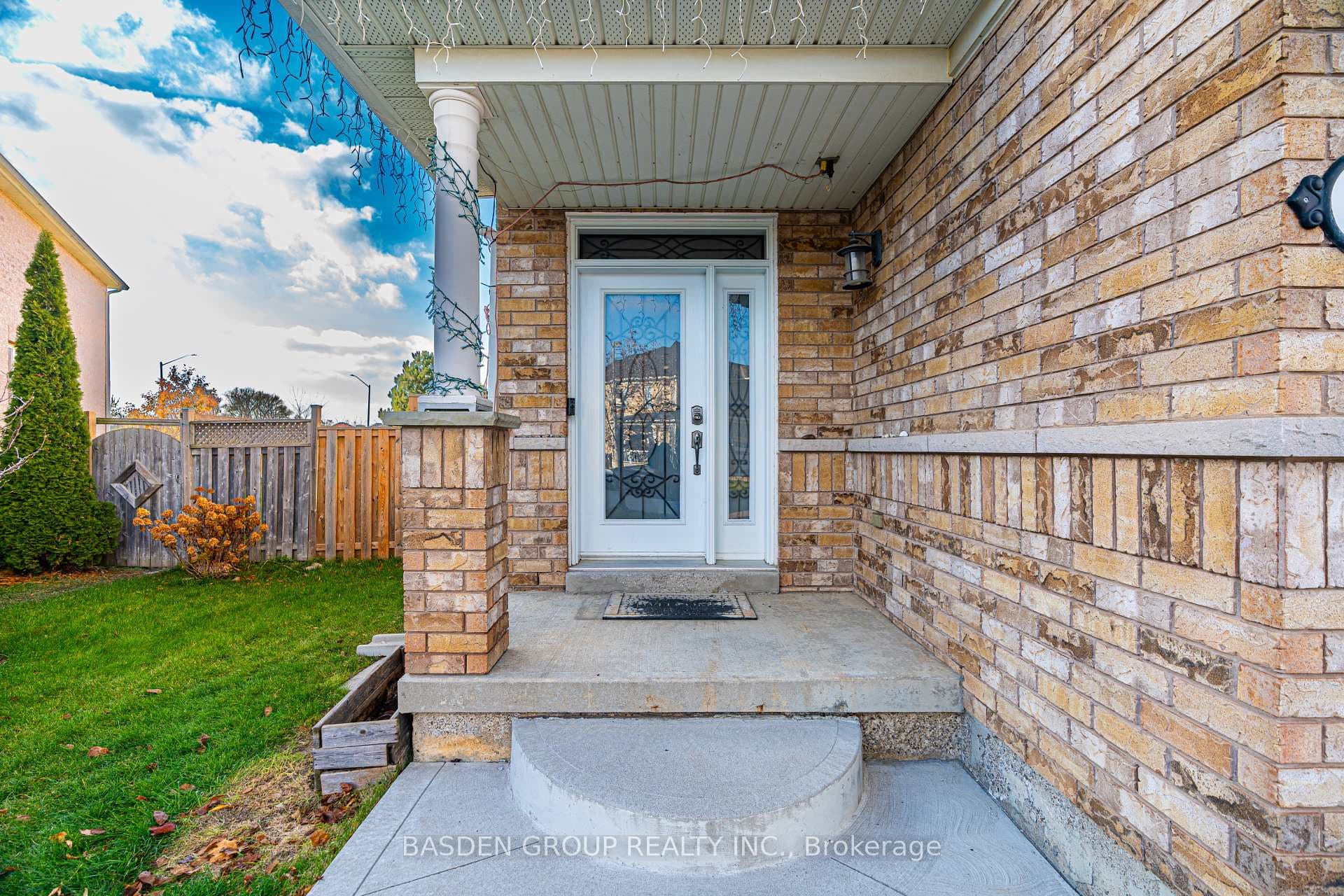101 Eastview Gate photo 7
