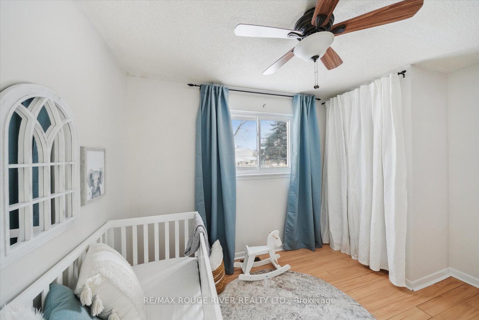 20 Lighthall Crescent photo 21