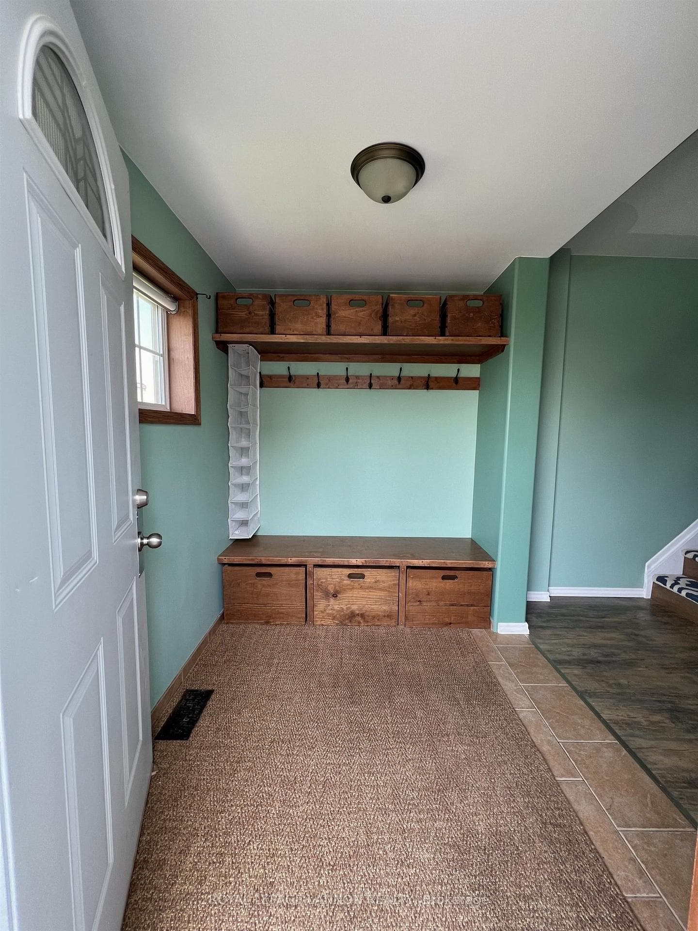 127 Johnson Avenue photo 2