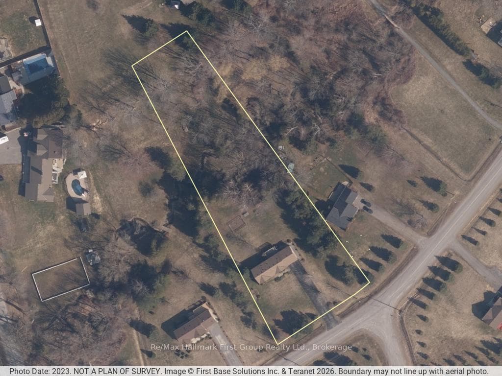 130 St. Andrews Drive photo 3