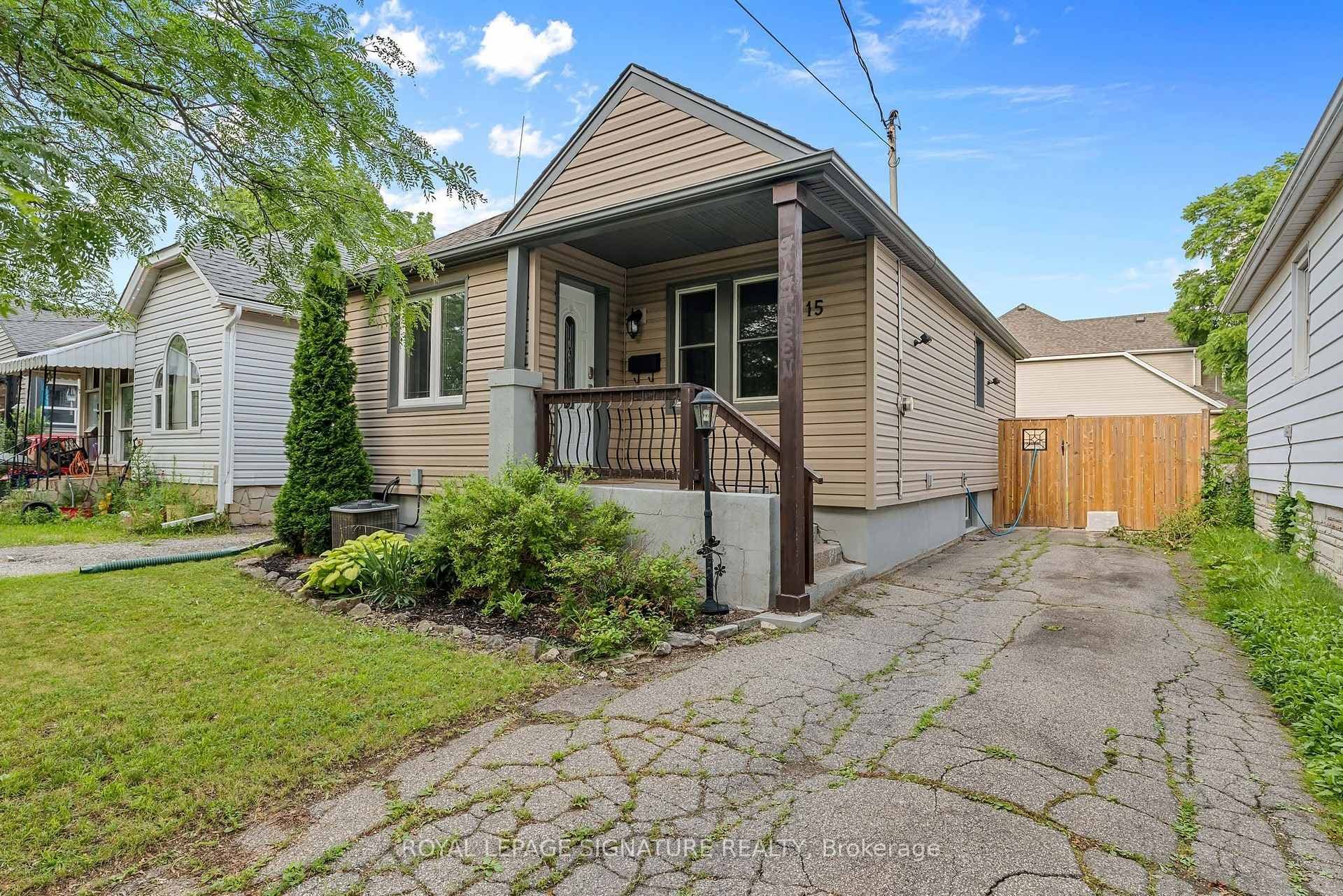 15 Ravine Road photo 1