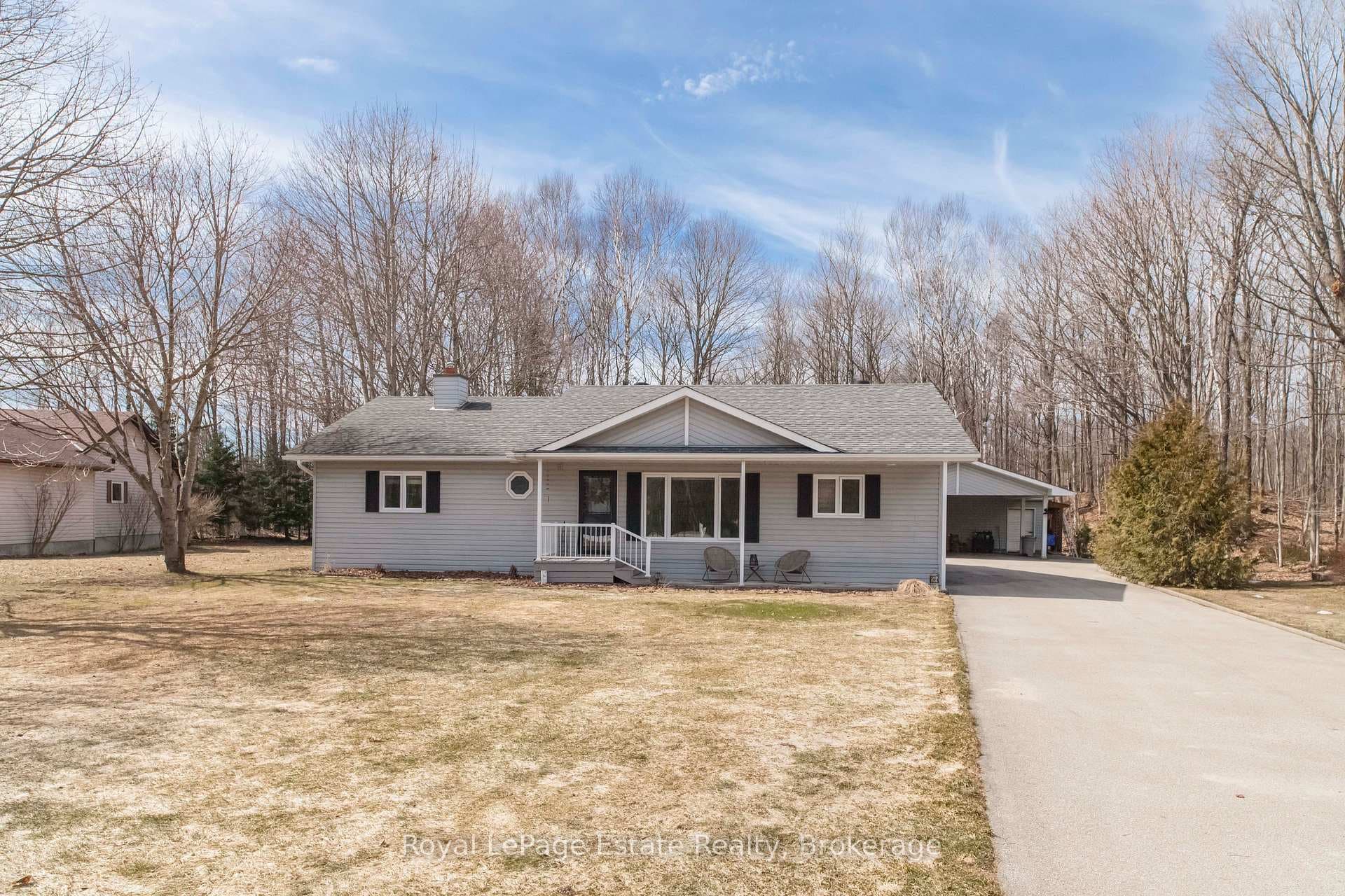 34 SAUBLE WOODS Crescent photo 4