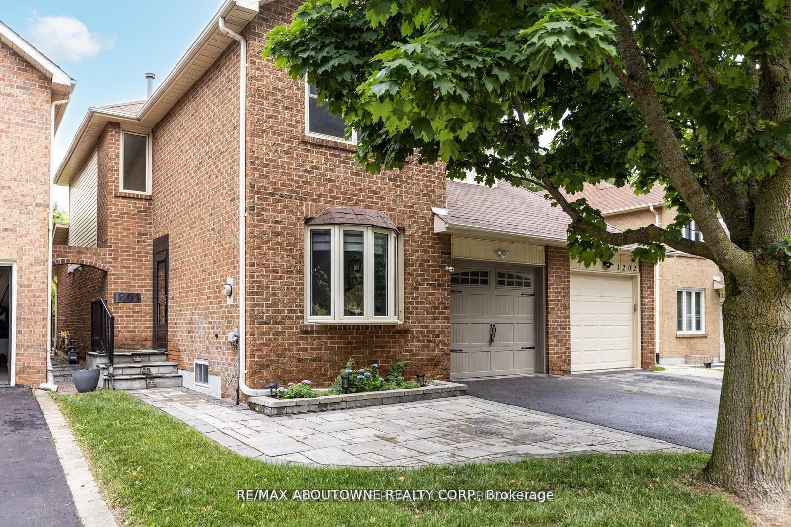 1204 Potters Wheel Crescent photo 1
