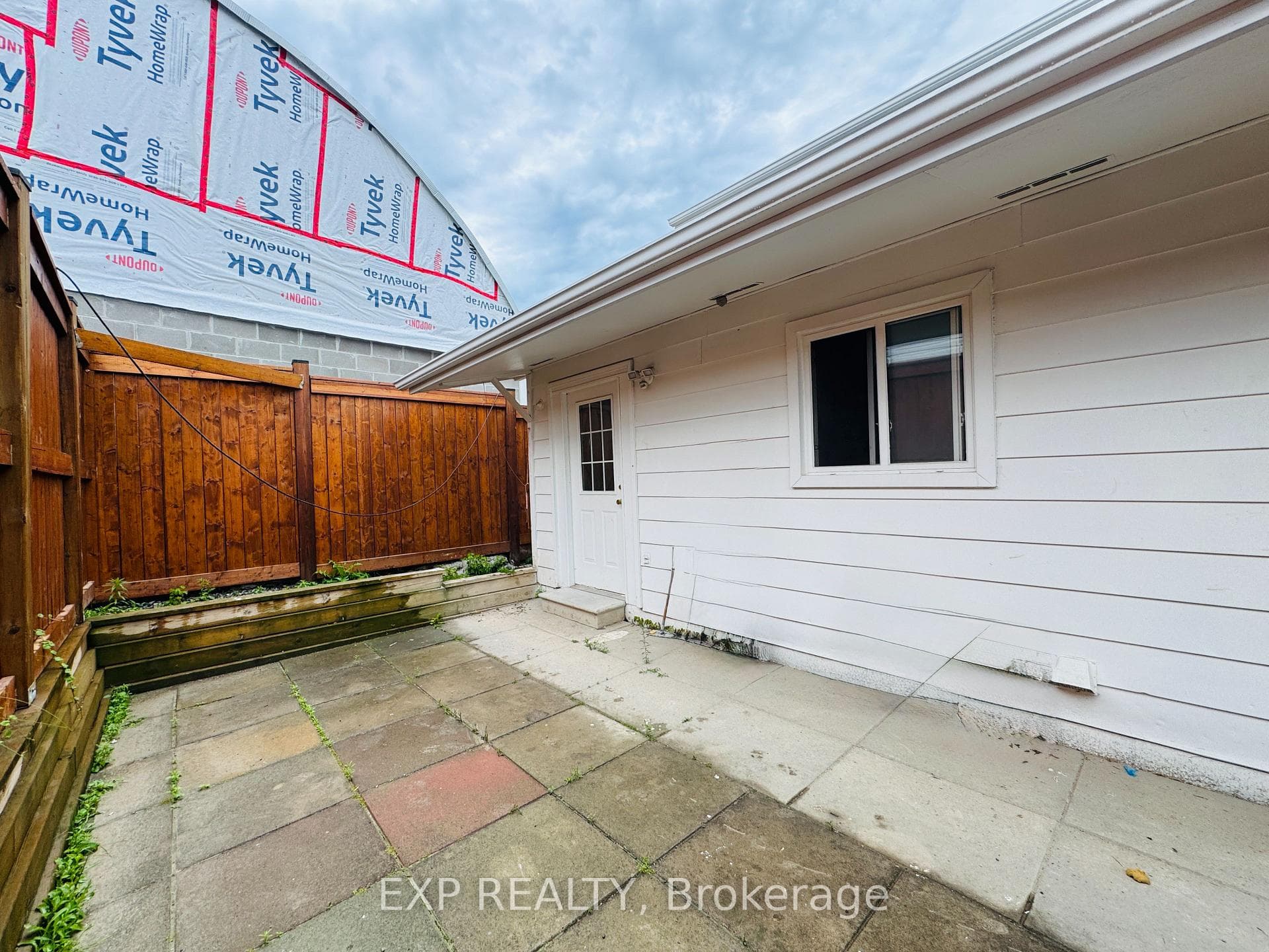 112 Baseline Road Unit A photo 13