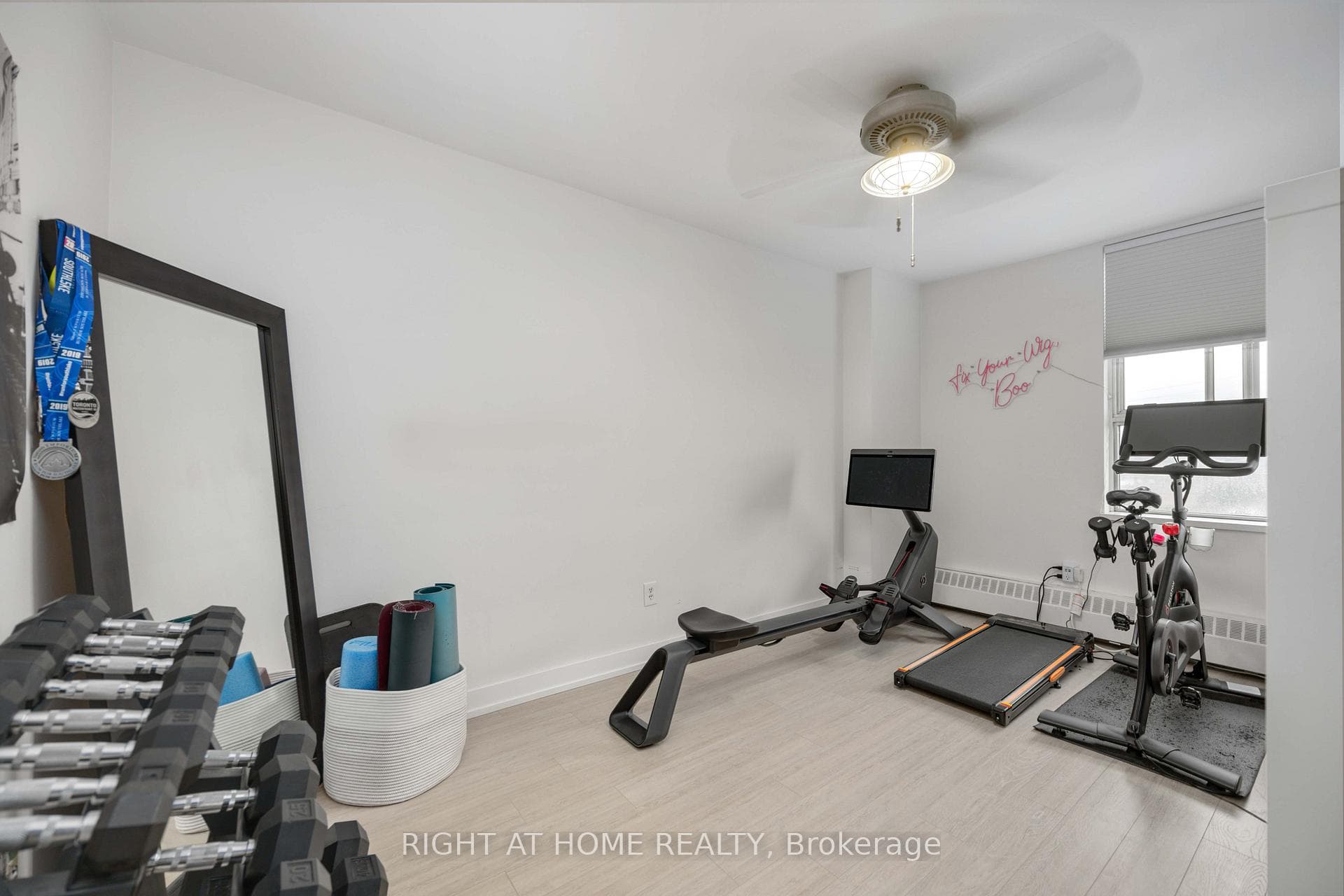 455 Sentinel Road Unit 810 photo 22