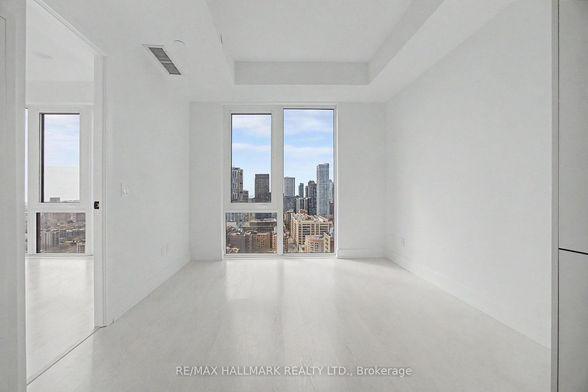 308 Jarvis Street Unit 2902 photo 8