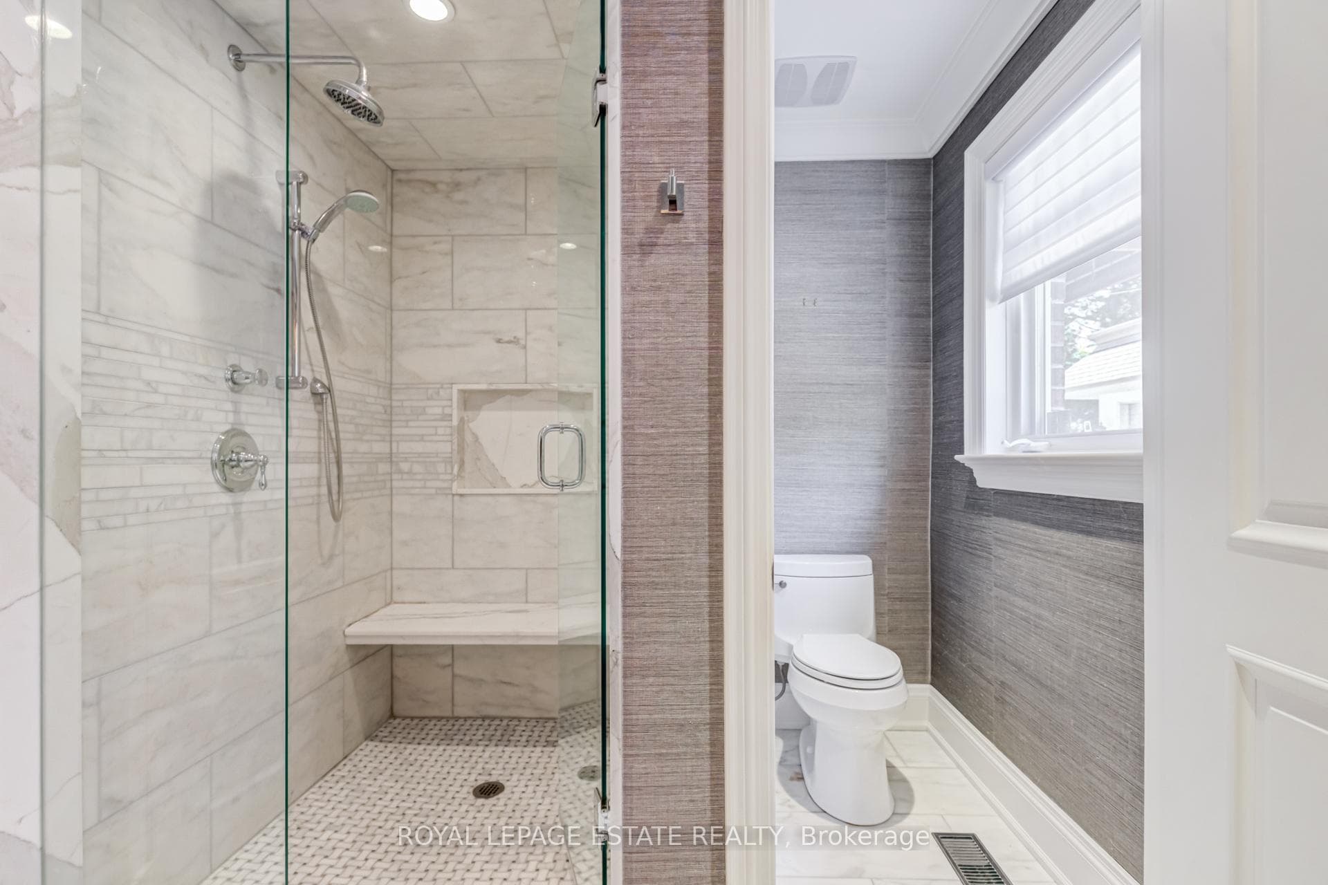 319 Lonsdale Road Unit 1D photo 35