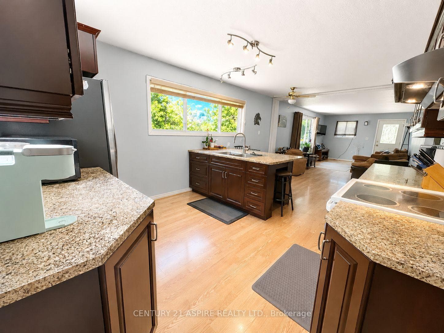 202 Brydges Road photo 19