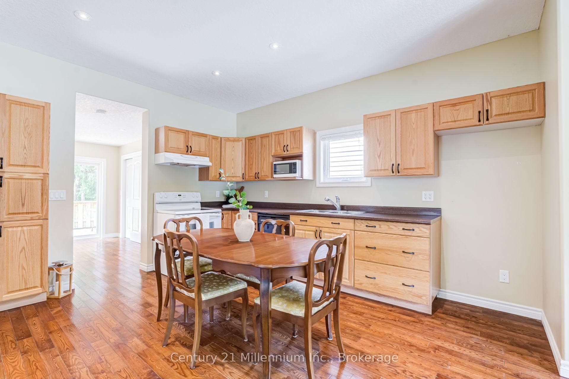 508 Taylor Street photo 16