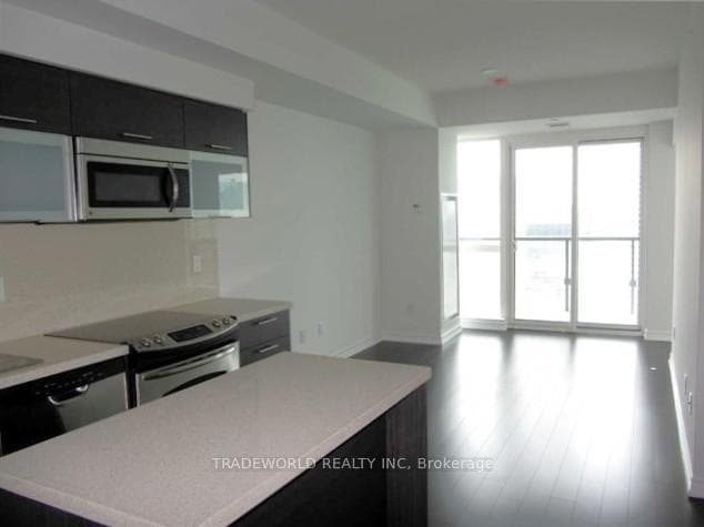 386 Yonge Street Unit 1909 photo 3