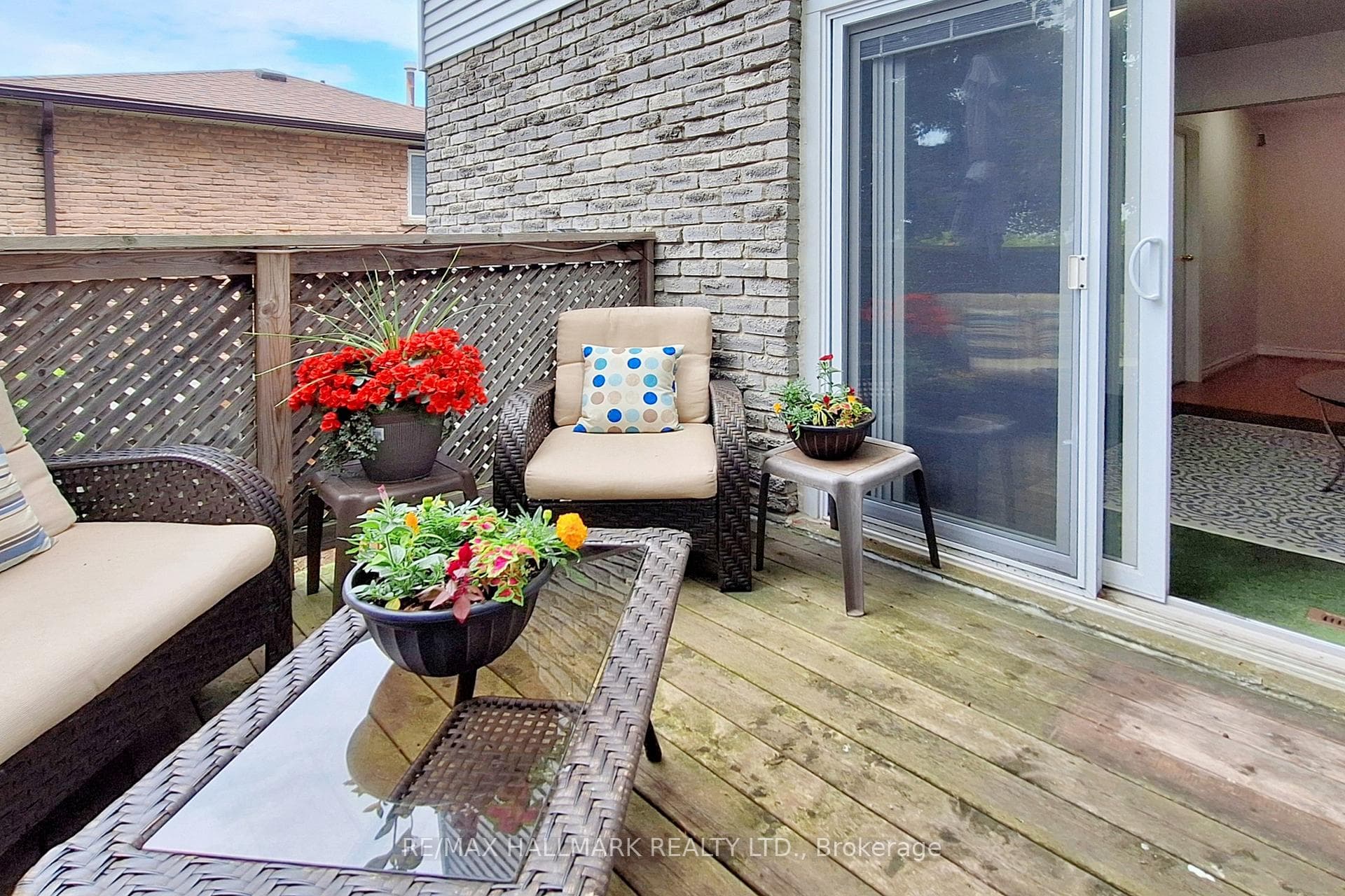 68 Lowe Boulevard photo 22