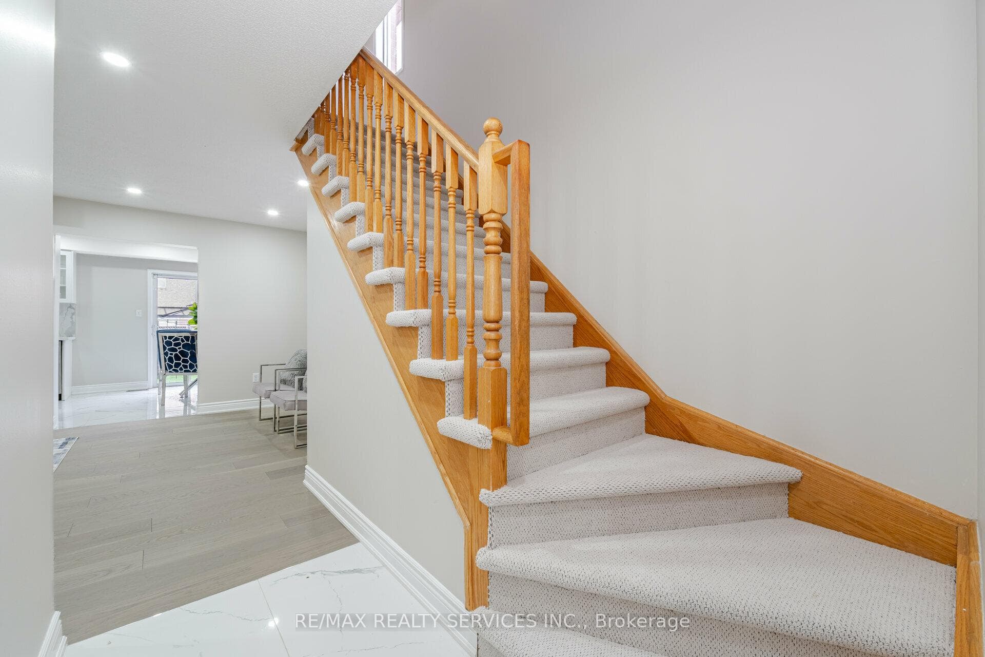 36 Baha Crescent photo 14