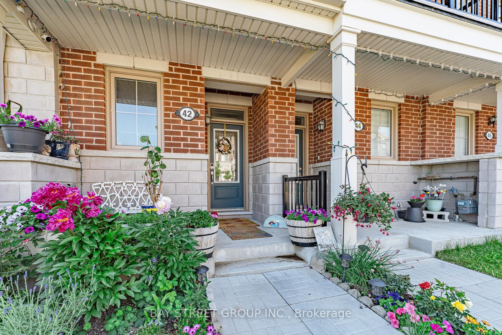 42 Cornell Centre Boulevard photo 3