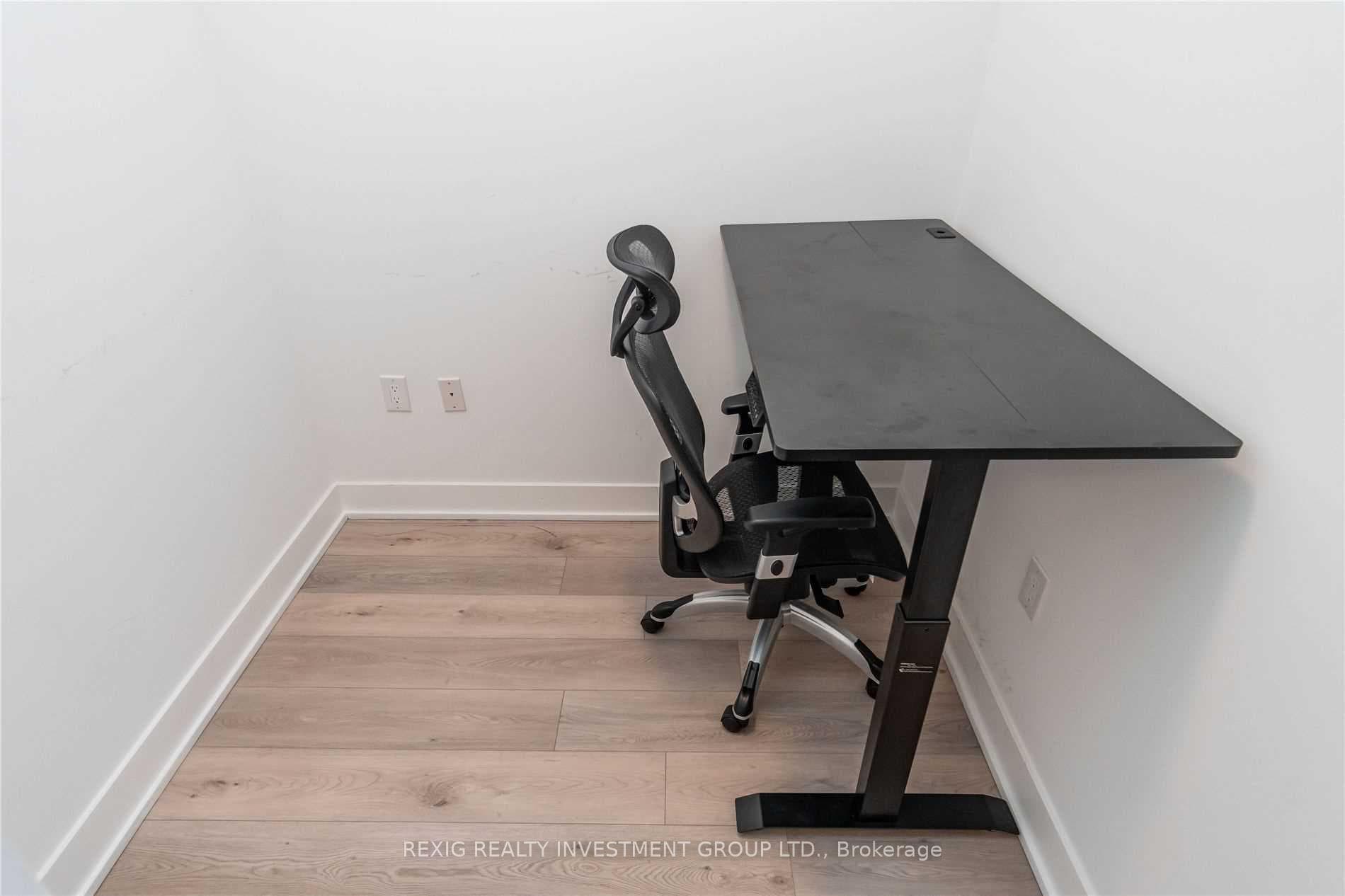 50 George Butchart Drive Unit 112 photo 10