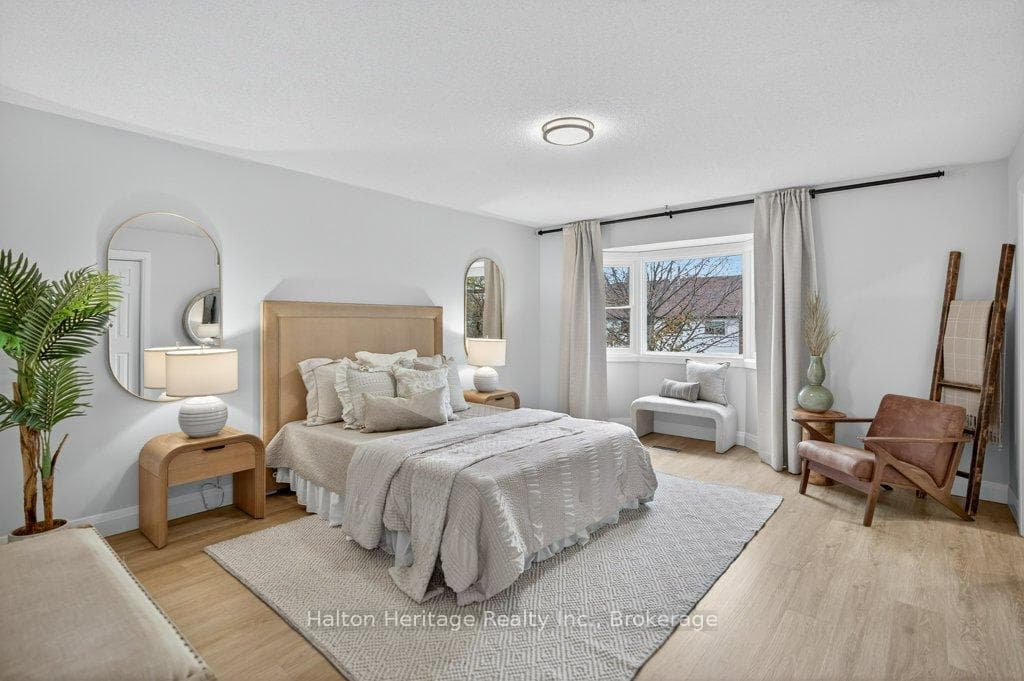 14 Brucedale Avenue photo 16