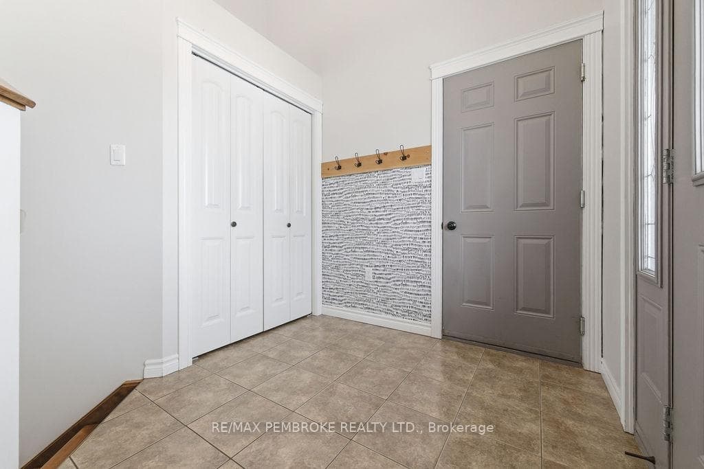 47 Highland Park Drive photo 4