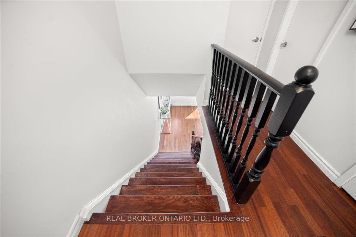 210C Avenue Road Unit Th 09 photo 11