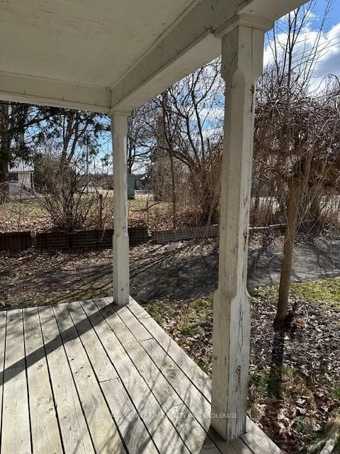 22 KING ST E N/A photo 4