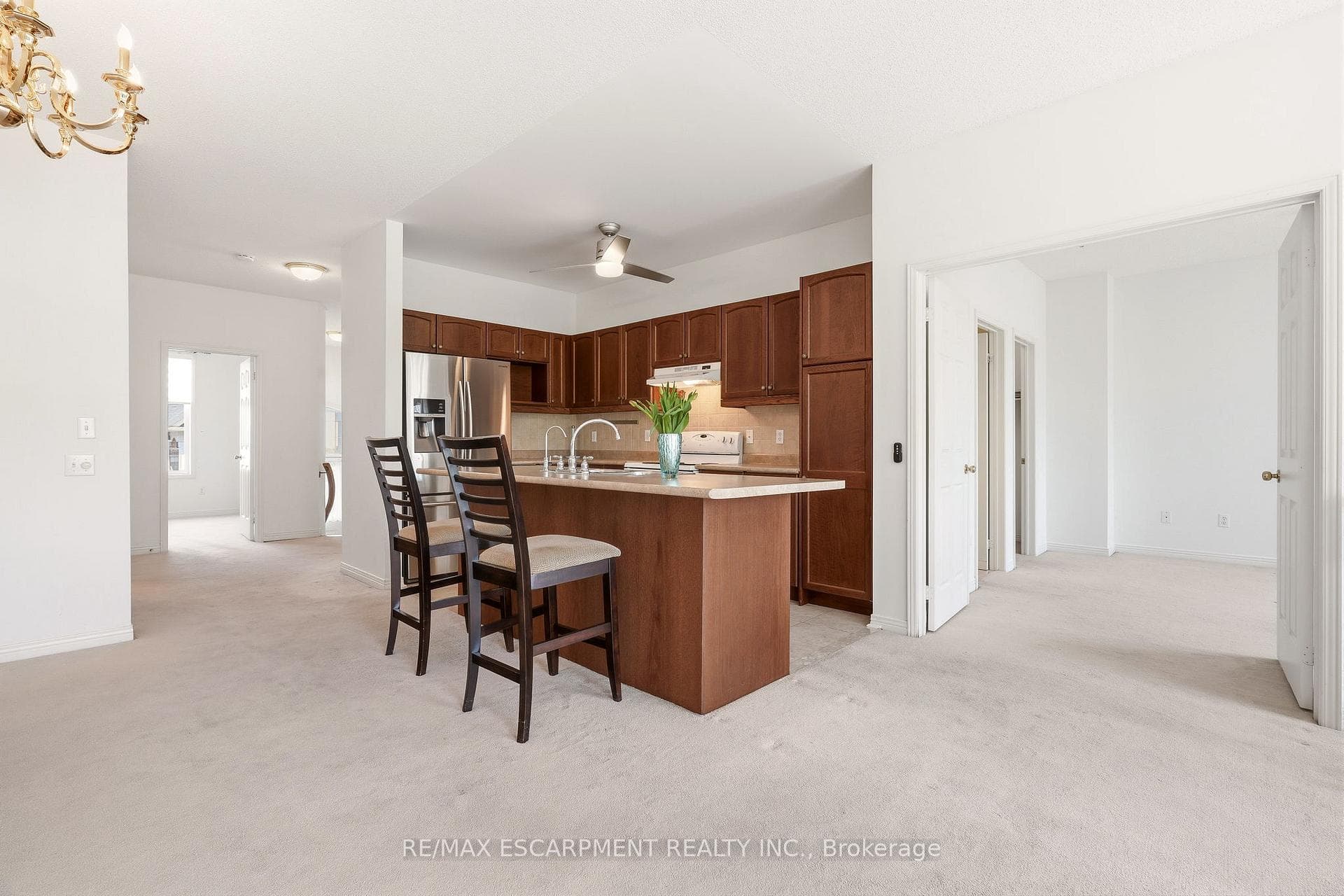 4400 MILLCROFT PARK Drive Unit 40 photo 18