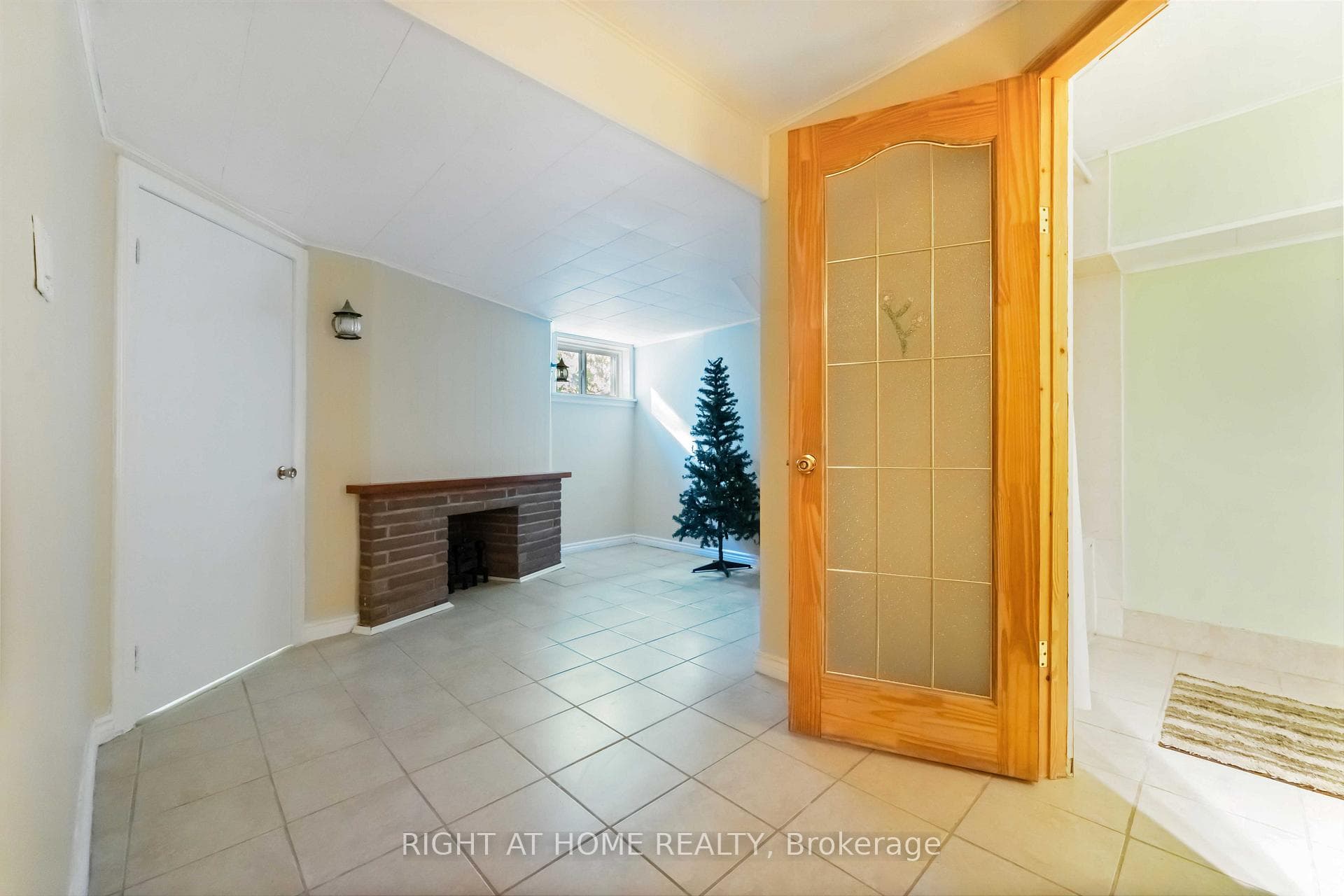 2221 Circle Place photo 23