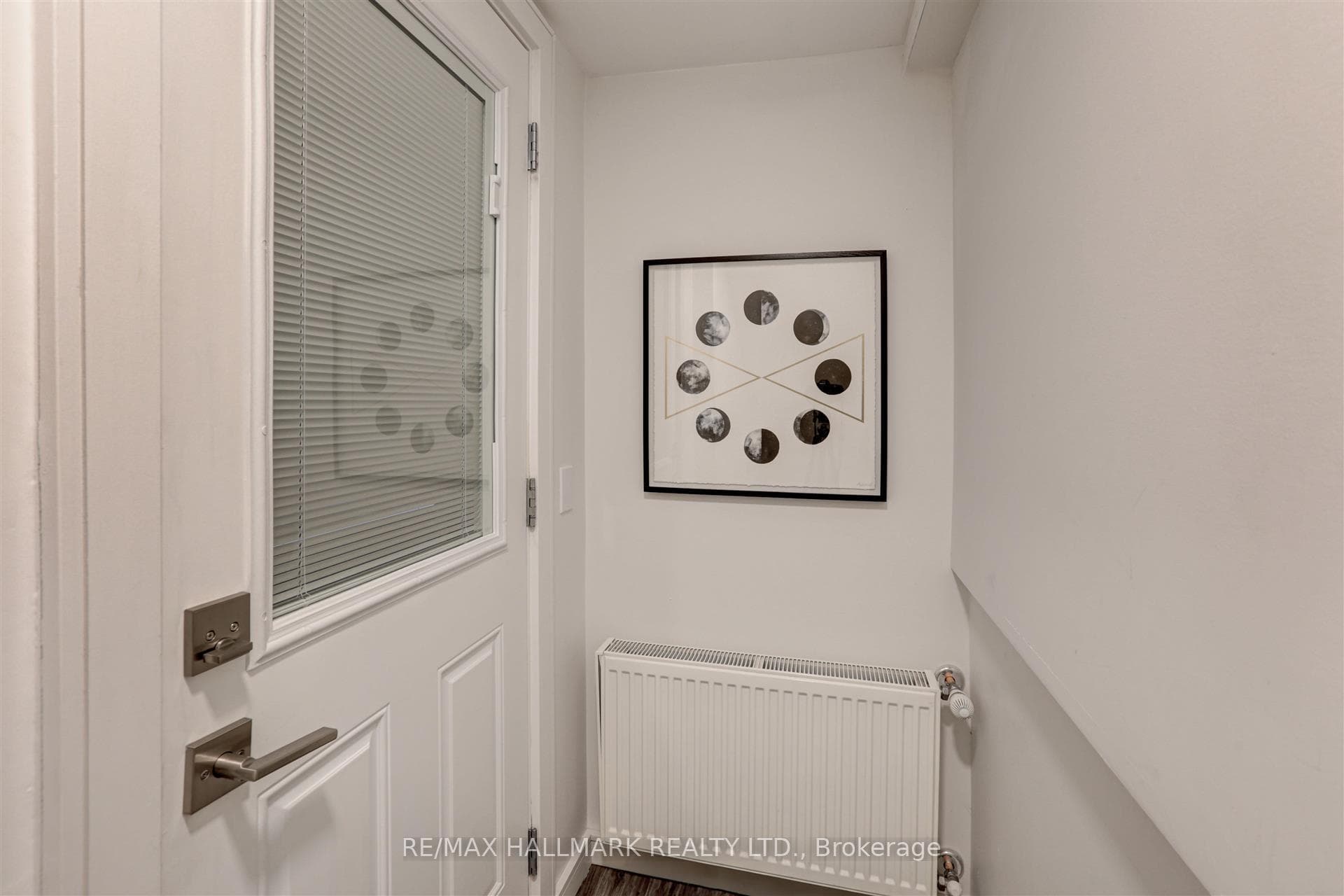 127 Cottingham Street Unit Lower photo 2