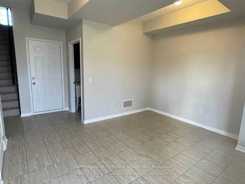 102 Harbourside Drive photo 5