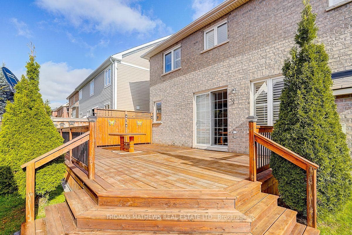 22 Northcastle Crescent photo 8