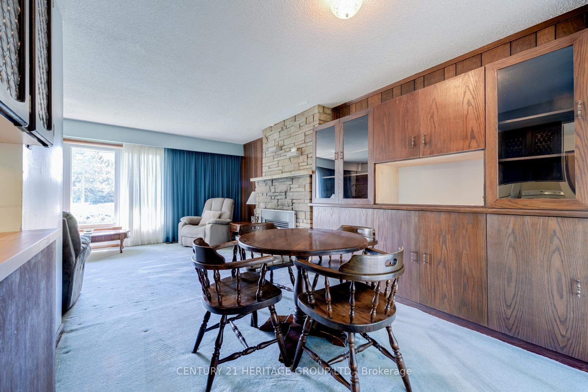 150 Morton Avenue photo 9