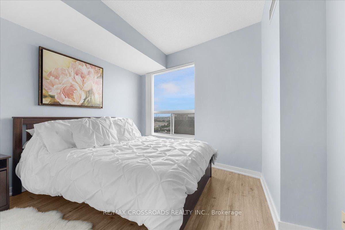 38 Lee Centre Drive Unit 1603 photo 17