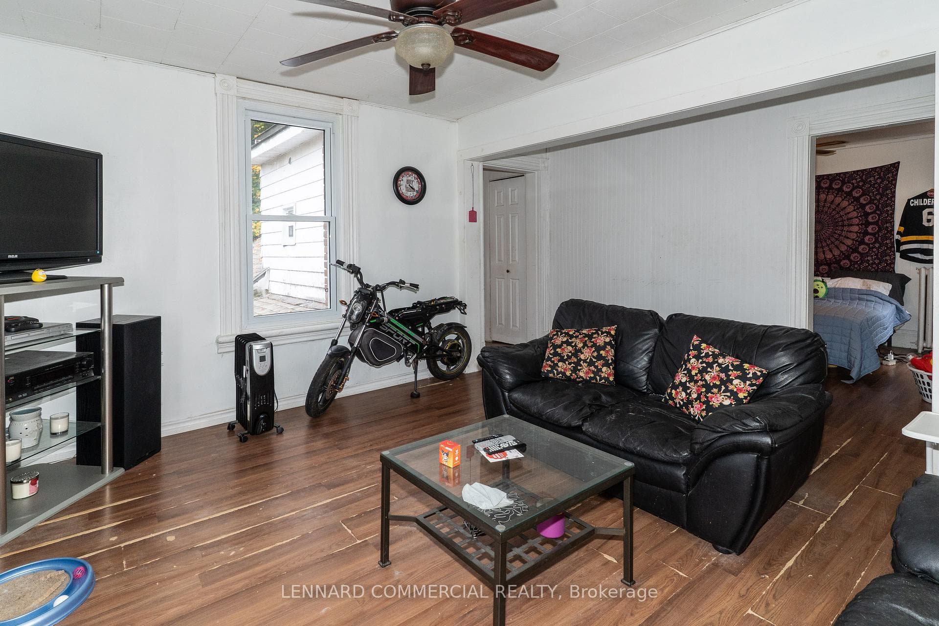 11 Minerva Street photo 9