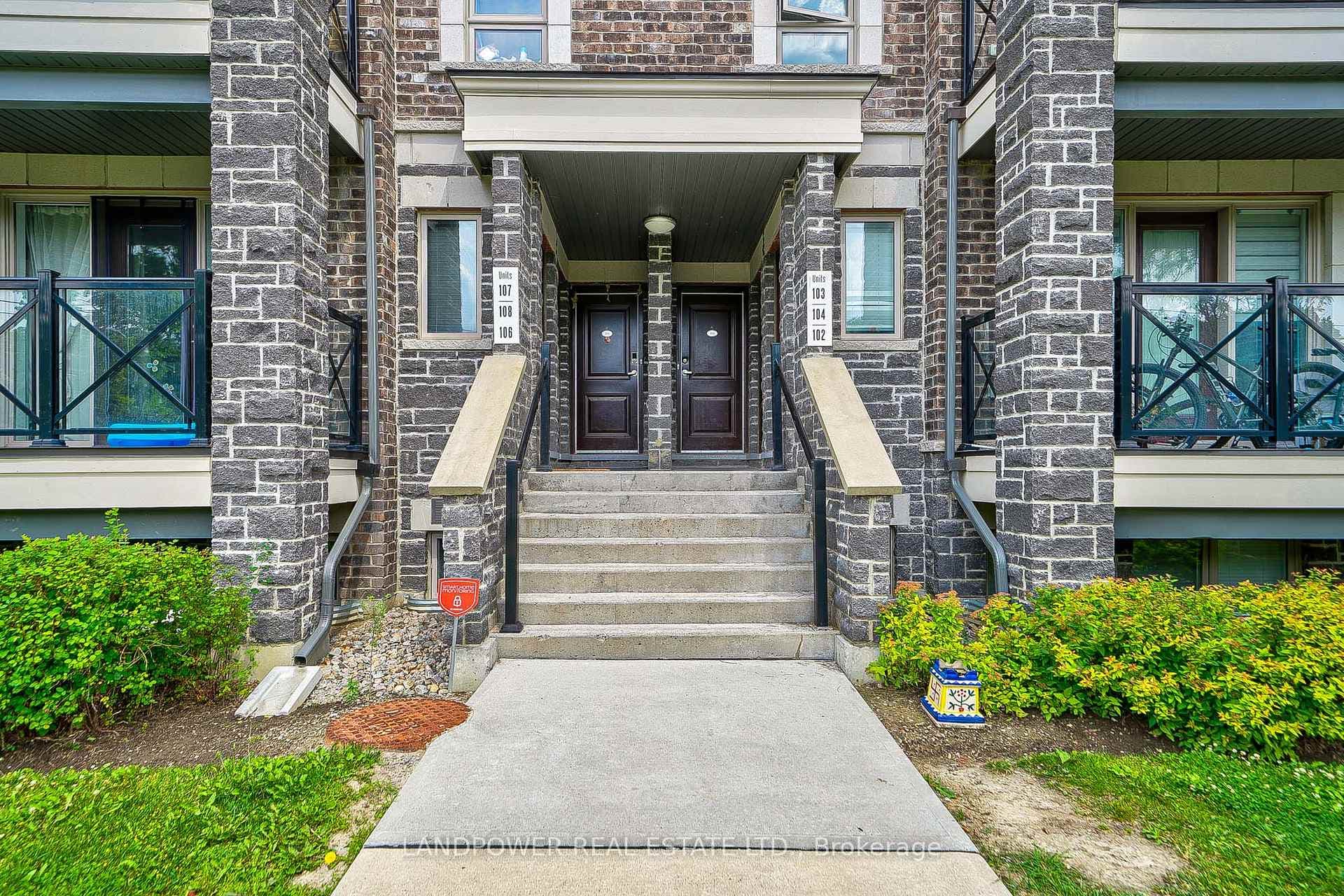 2 Dunsheath Way Unit 104 photo 21