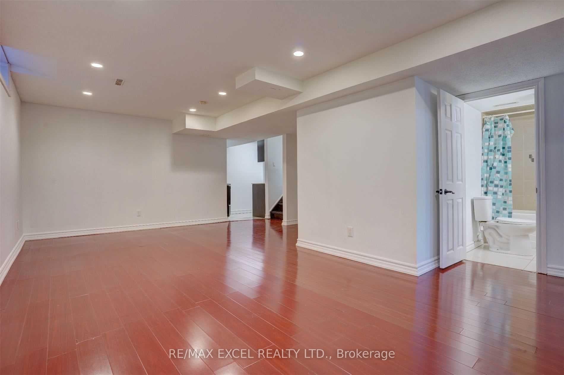 146 Sophia Road photo 2